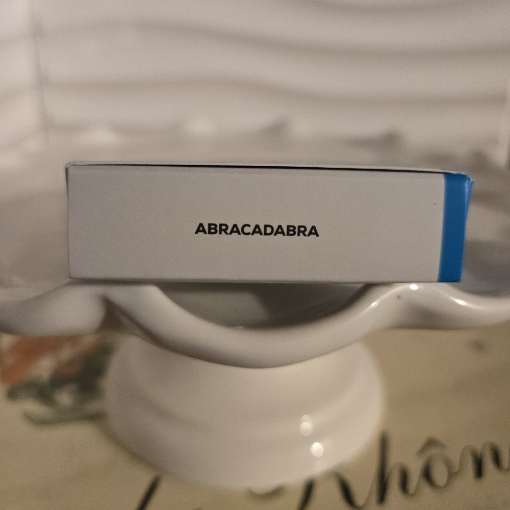 Flyte.70 ColorBack Pressed Cheek Blush In Abracadabra - Picture 2 of 5